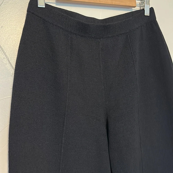 St. John Collection Long Wool Non Wrinkle Pants EUC - Picture 5 of 9